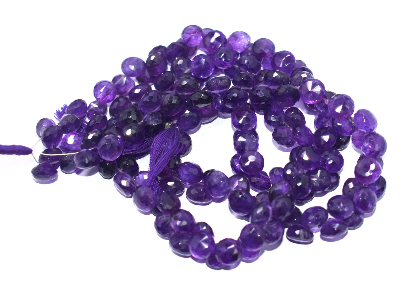 A 10-inch strand of natural Amethyst onion shape double beads, perfect for adding a unique and stylish touch to your jewelry designs.
#Amethyst #OnionShapeBeads #GemstoneJewelry #JewelryMaking #NaturalGemstones #BeadedJewelry #CustomJewelry #ElegantDesigns #LuxuryJewelry #UniqueJewelry