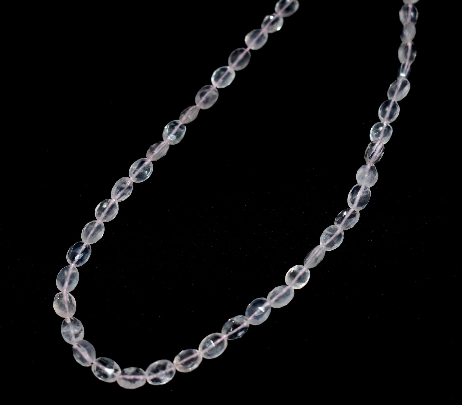 A 13.5-inch strand of natural Rose Quartz oval faceted beads, ideal for creating calming and elegant jewelry pieces with a soft pink hue.
#RoseQuartz #OvalBeads #FacetedBeads #GemstoneJewelry #JewelryMaking #NaturalGemstones #BeadedJewelry #CustomJewelry #ElegantDesigns #LuxuryJewelry