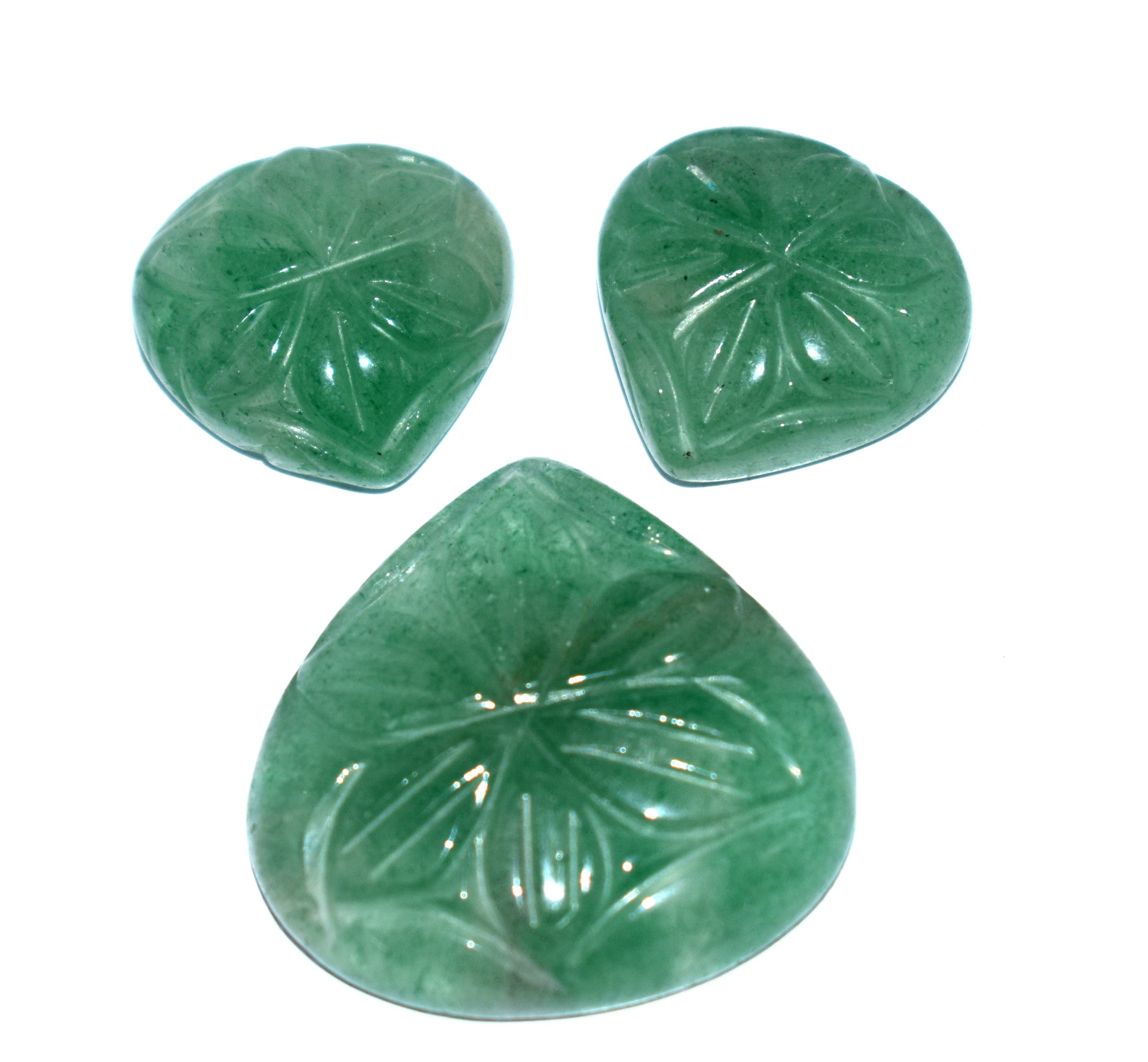 A 75.40-carat natural Green Aventurine gemstone carving, perfect for creating exquisite handmade jewelry pieces.
#GreenAventurine #GemstoneCarving #HandmadeJewelry #JewelryMaking #NaturalGemstones #CustomJewelry #LuxuryJewelry #UniqueDesigns #Craftsmanship #StatementJewelry