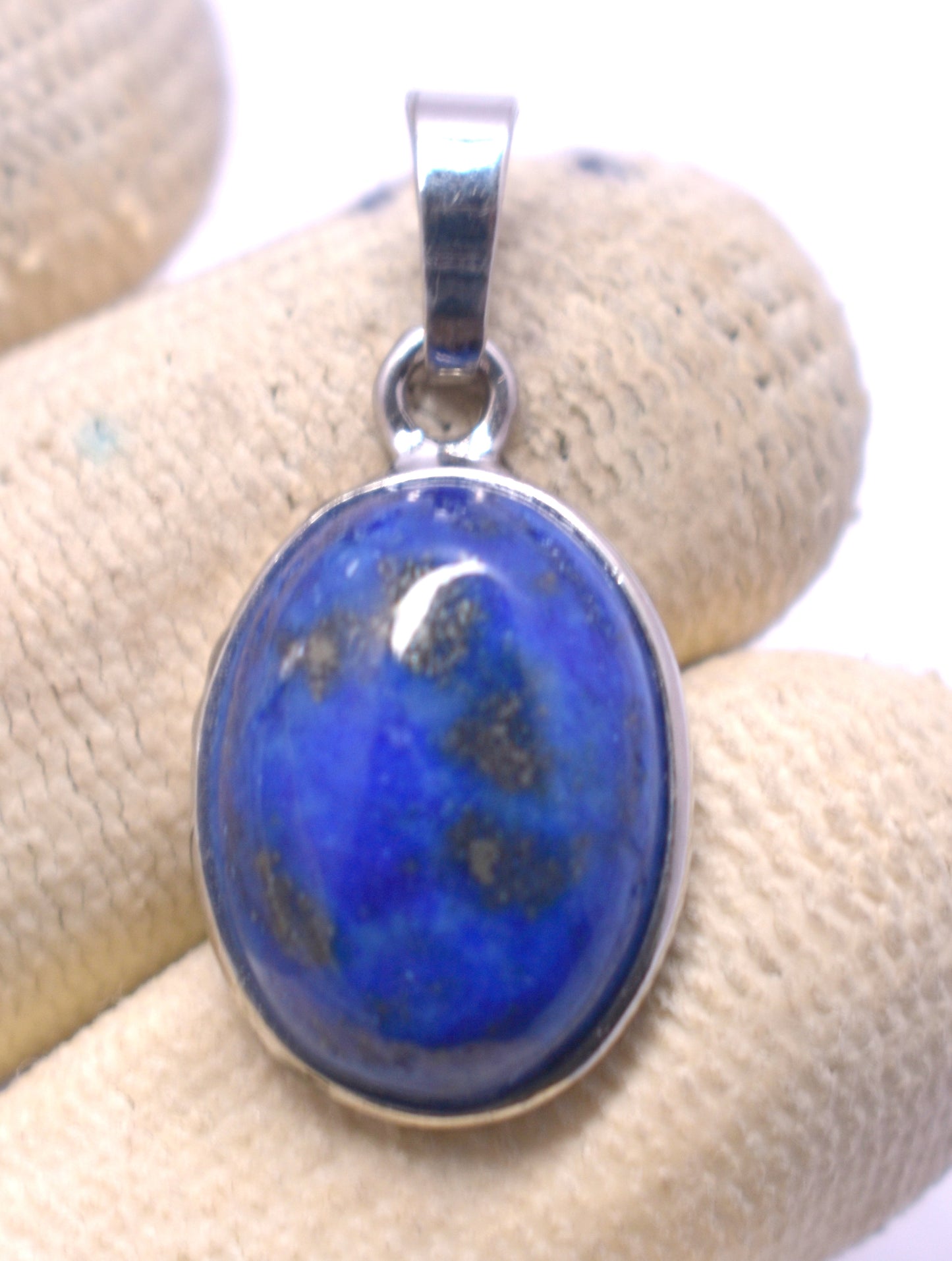 Lapis Lazuli Locket, {Weight - 3.85 Gram}