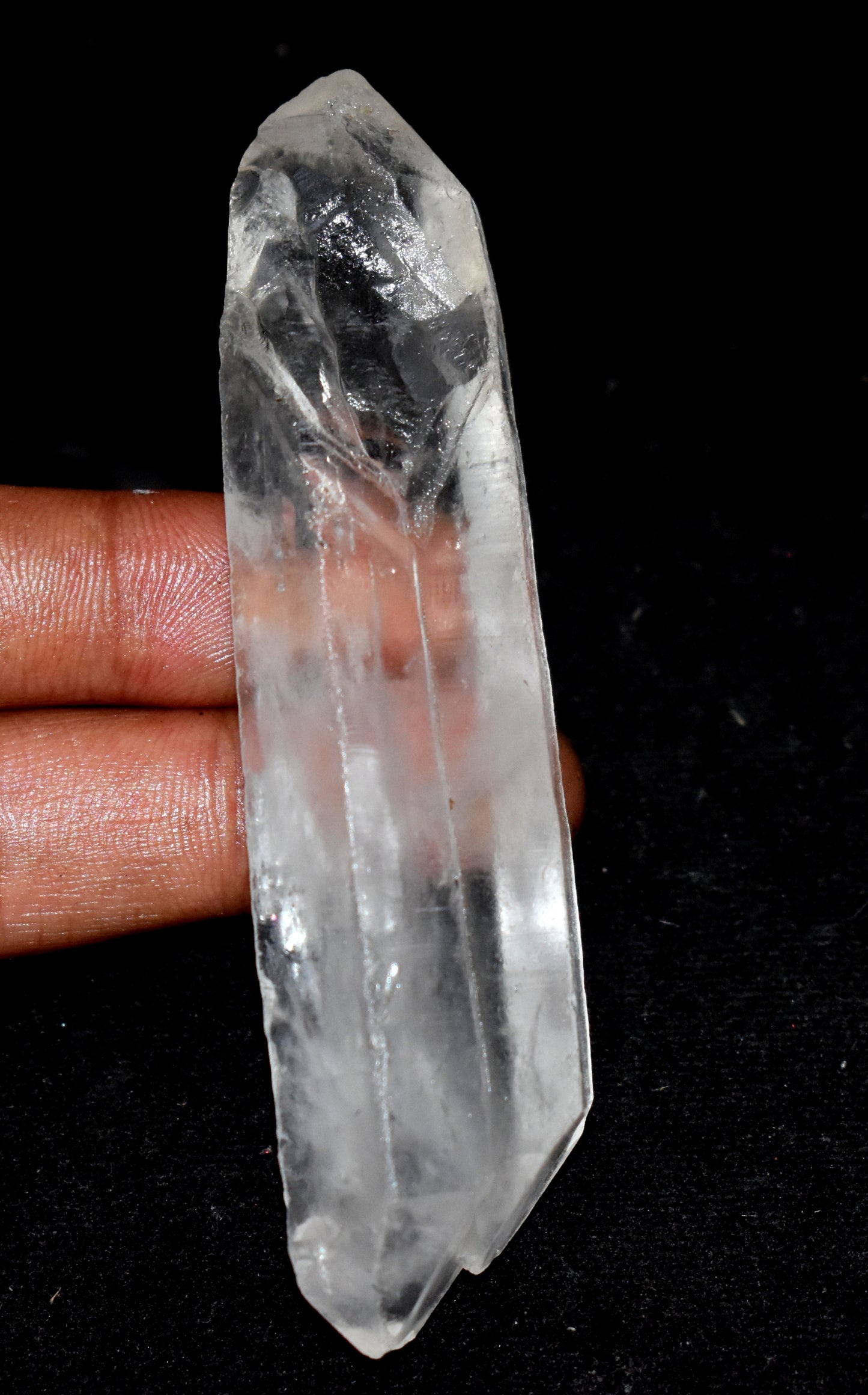Lemurian Crystal Quartz Point – Enhances Energy Flow and Spiritual Healing- {Weight-75.10 Gram}