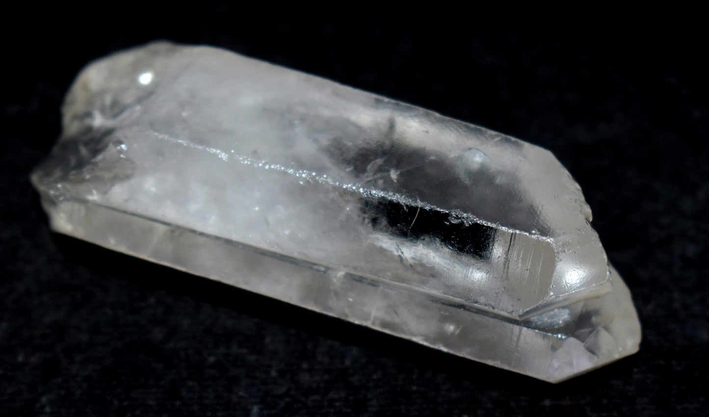 Tantric Twin Crystal, Soul Mate Crystal, Double Pointer- Aids in Deep Healing and Energy Balancing- {Weight-70.50 Gram}