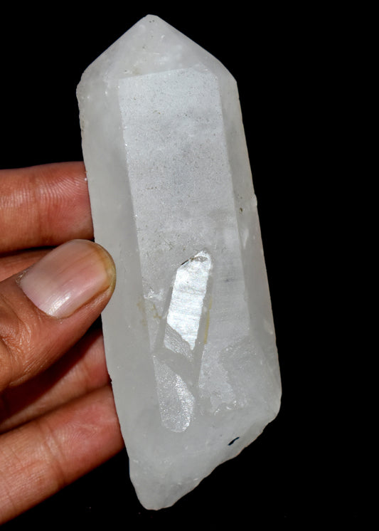 Natural Lemurian Quartz Crystal – Clear, Empowering Energy for Spiritual Growth #LemurianQuartz #CrystalHealing #EmpoweringEnergy #SpiritualAwakening #NaturalQuartz