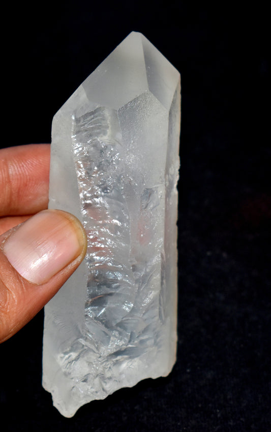 Natural Lemurian Quartz Crystal – Clear, High-Vibration Energy for Healing and Spiritual Growth #LemurianQuartz #HighVibration #CrystalHealing #SpiritualAwakening