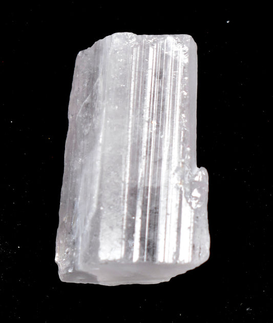 Premium Danburite Rough – Supports Emotional Healing and Inner Peace with High Vibrations #Danburite #EmotionalHealing #InnerPeace #CrystalHealing #HighVibration