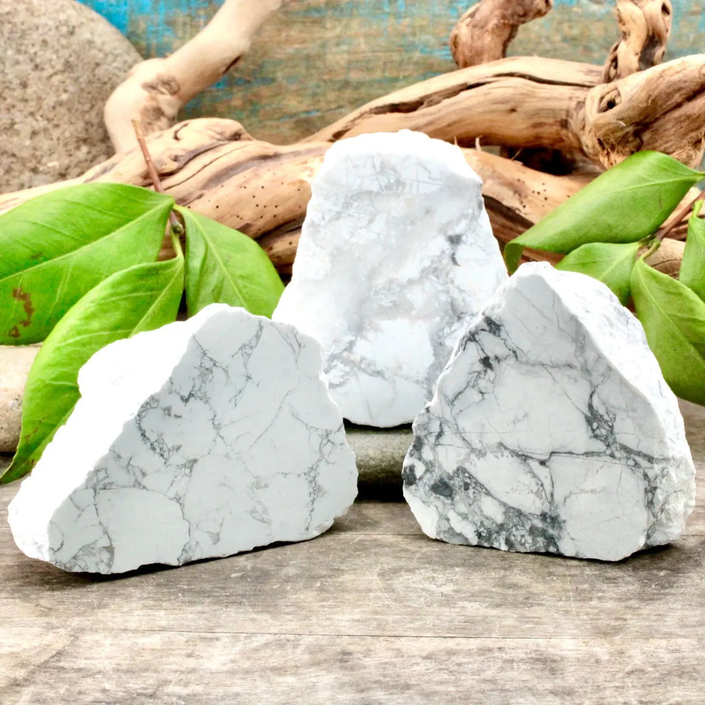 Howlite Raw Crystal – Healing, Calming Energy & Spiritual Balance 1 Kg
