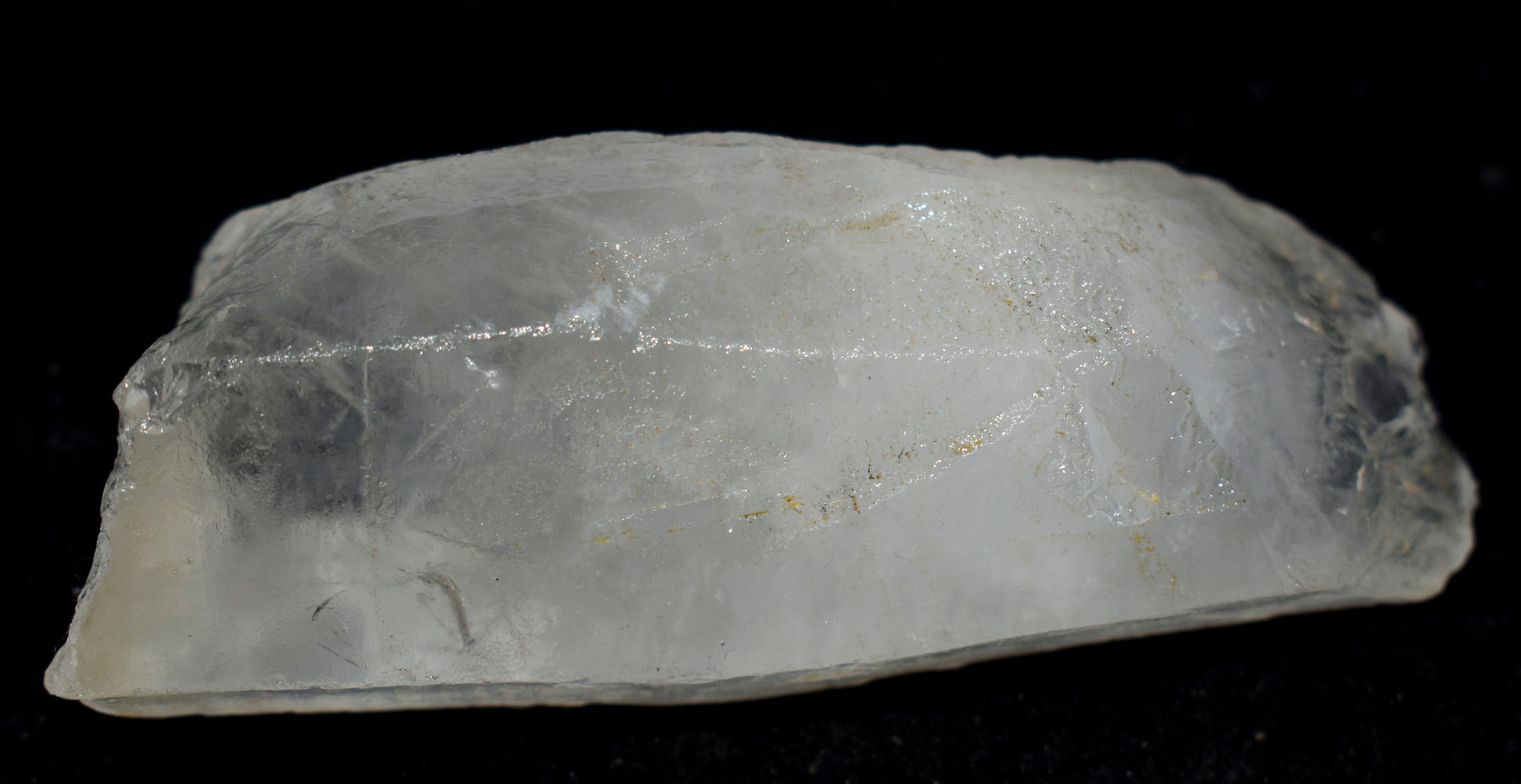 Raw Quartz Crystal Points that amplify healing energy and support spiritual growth. #Quartz #HealingEnergy #SpiritualGrowth #Crystal #Energy