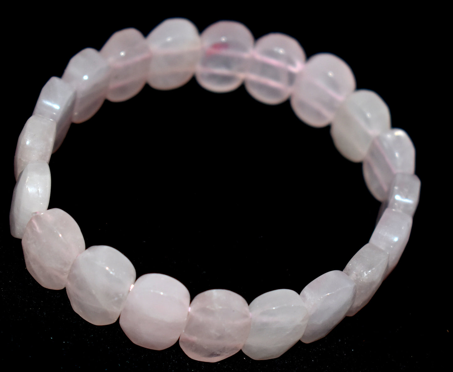This Rose Quartz Adjustable Bracelet features a delicate design, offering healing energy and a customizable fit.
#RoseQuartzBracelet #HealingCrystals #AdjustableBracelet #RoseQuartz #CrystalJewelry #EnergyHealing