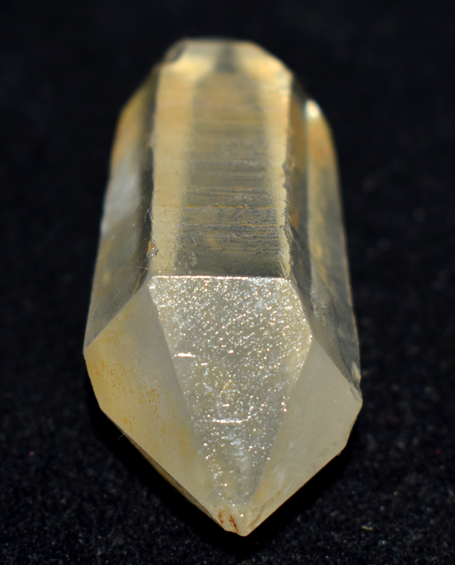 Unique Double Terminated Crystal Point – Amplifies Positive Energy, Protection, and Spiritual Growth #DoubleTerminatedCrystal #PositiveEnergy #Protection #SpiritualGrowth #CrystalHealing
