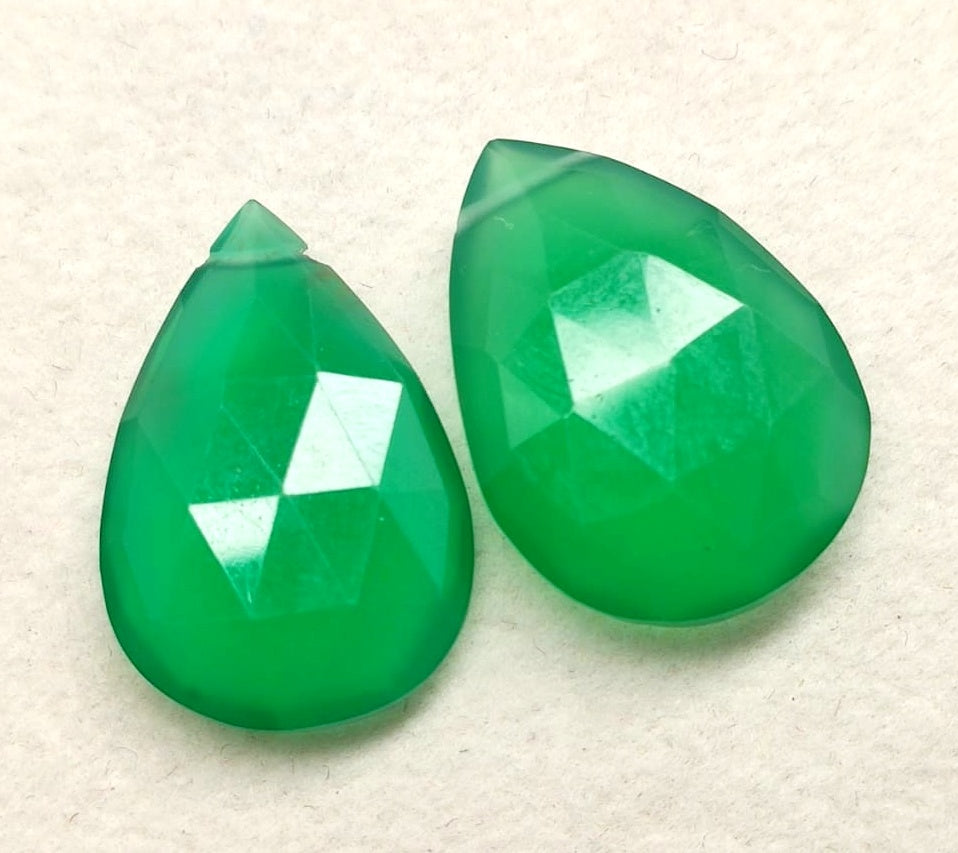 Unique Green Onyx Briolette Cut Pair – Perfect for Luxury Jewelry Designs #GreenOnyx #BrioletteGemstones #LuxuryJewelry #HandmadeDesign #ElegantAccessories