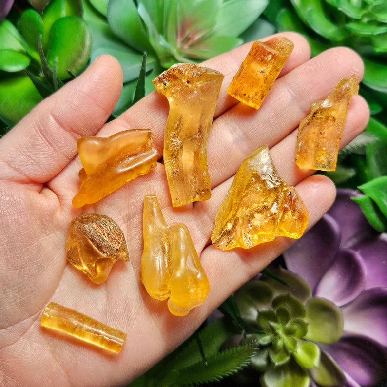 Natural Amber Crystal – Healing Stone for Luck, Calm & Protection