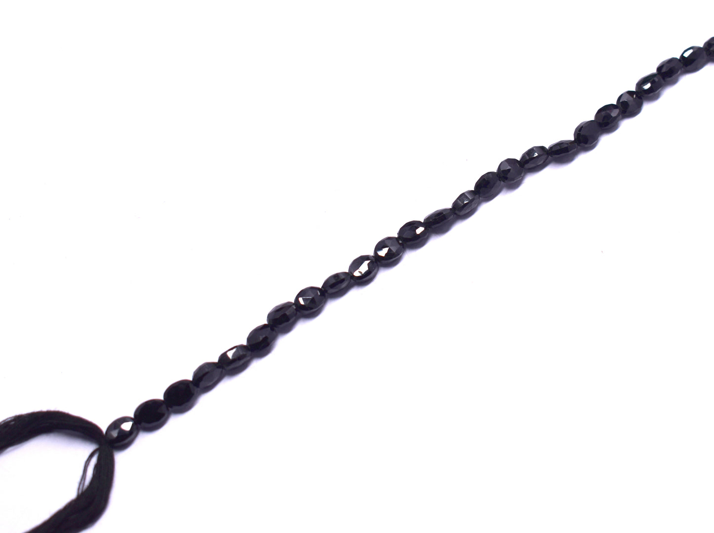 A 13-inch strand of natural Black Spinel oval faceted beads, perfect for adding sophistication and sparkle to your jewelry creations.
#BlackSpinel #OvalBeads #FacetedBeads #GemstoneJewelry #JewelryMaking #NaturalGemstones #BeadedJewelry #CustomJewelry #ElegantDesigns #LuxuryJewelry






