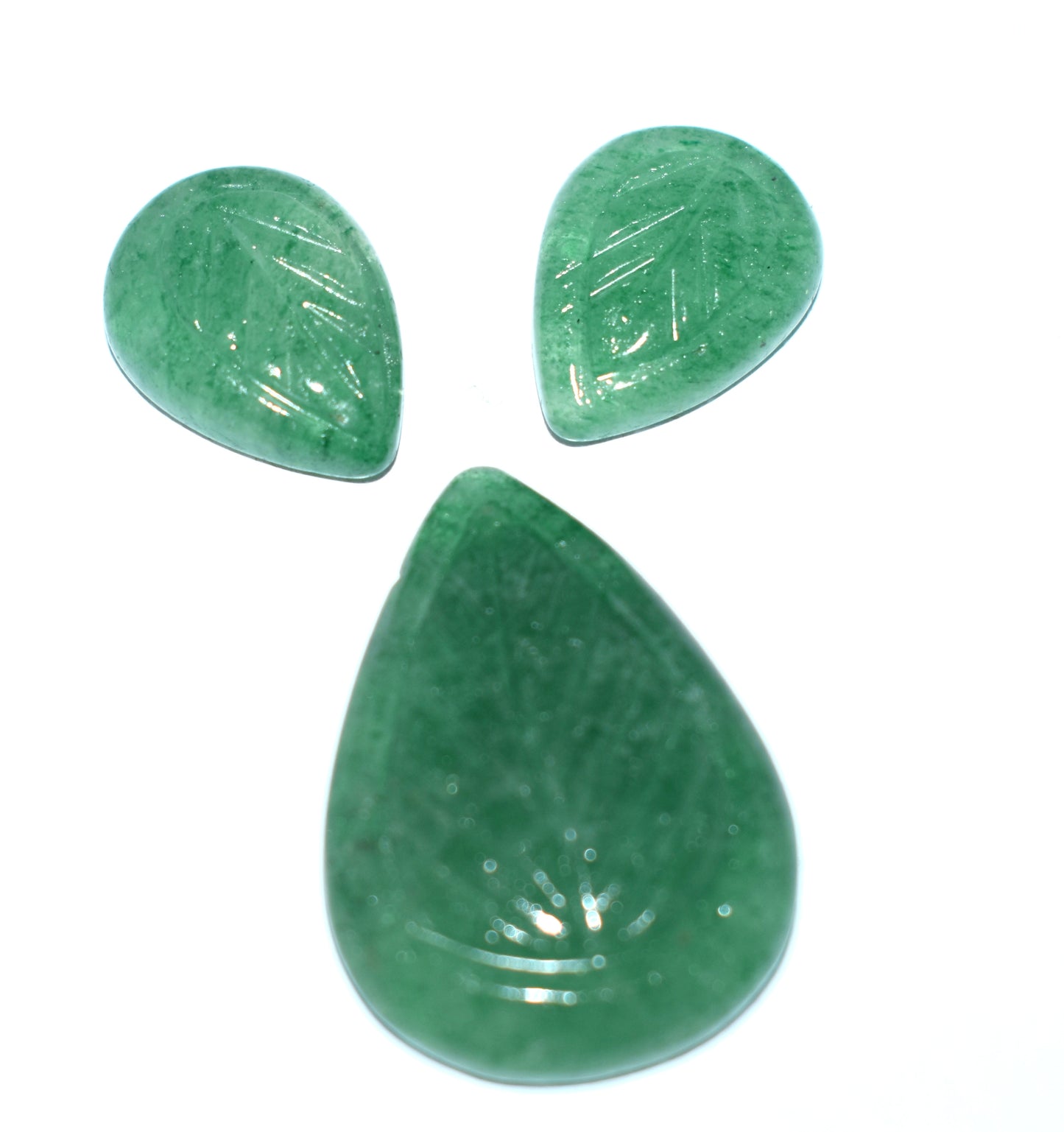A 56.30-carat natural Green Aventurine gemstone carving, perfect for crafting unique, custom jewelry pieces.
#GreenAventurine #GemstoneCarving #HandmadeJewelry #JewelryMaking #NaturalGemstones #CustomJewelry #Craftsmanship #LuxuryJewelry #UniqueDesigns #StatementJewelry






