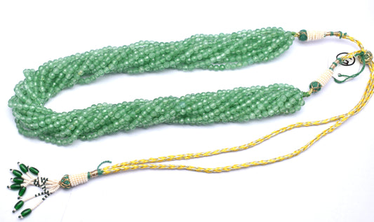 A stylish 8-line bunch necklace featuring faceted green jade beads, weighing 90 grams.
#GreenJade #JadeNecklace #FacetedBeads #GemstoneJewelry #ChicJewelry #ElegantStyle #BeadedNecklace #NaturalGemstones #LuxuryJewelry #StatementJewelry