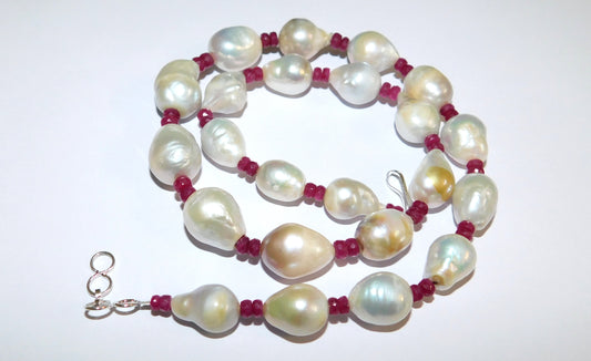 Pearl & Ruby Beads Baroque Necklace