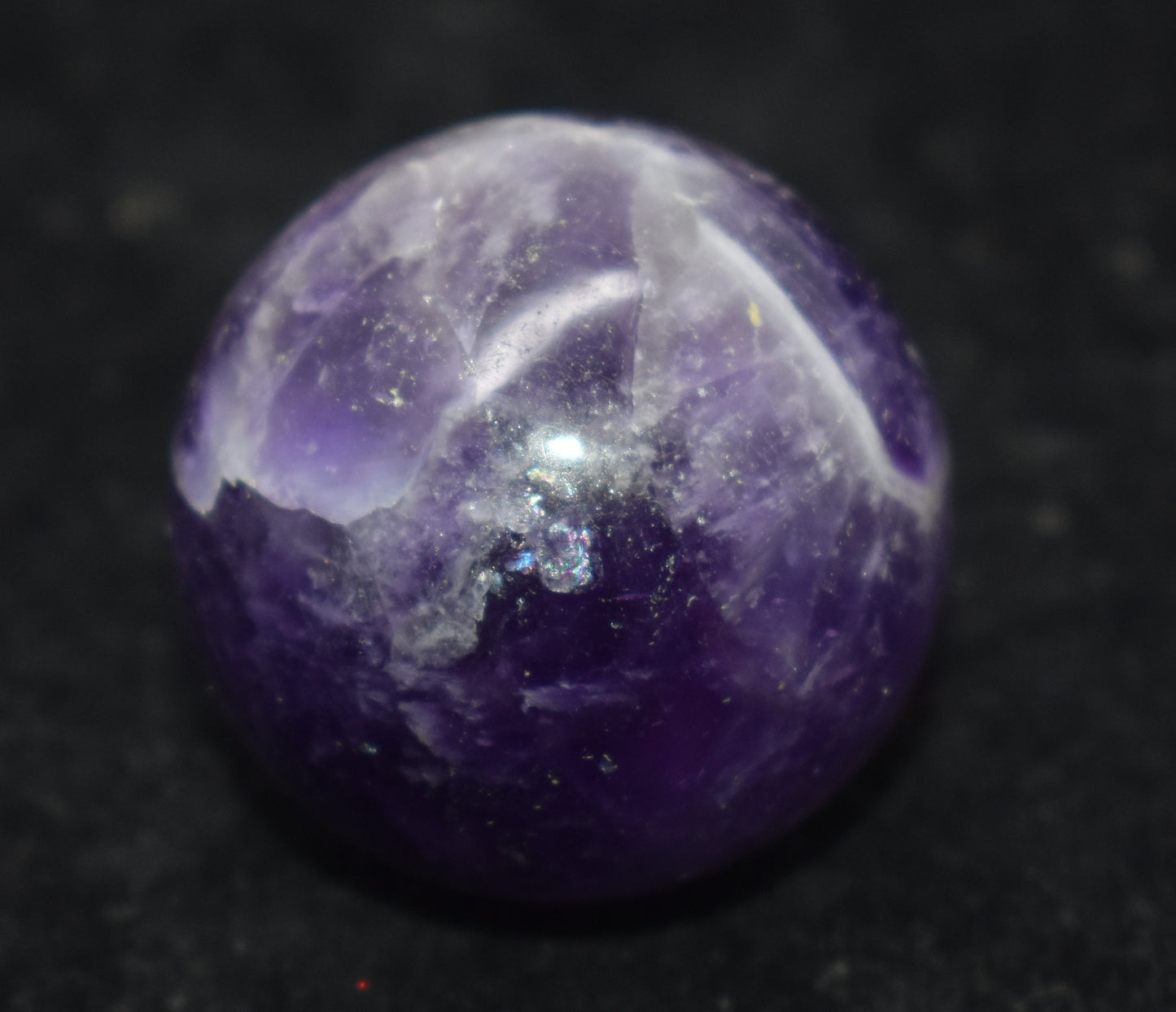 Natural Amethyst stone ball - Energy/ Reiki/ Crystal Healing