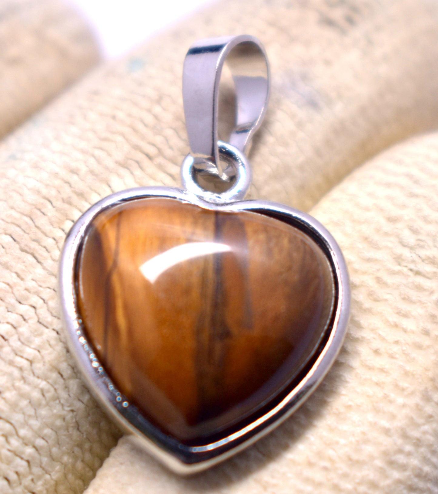 Tiger Eye Locket, {Weight - 3.70 Gram}