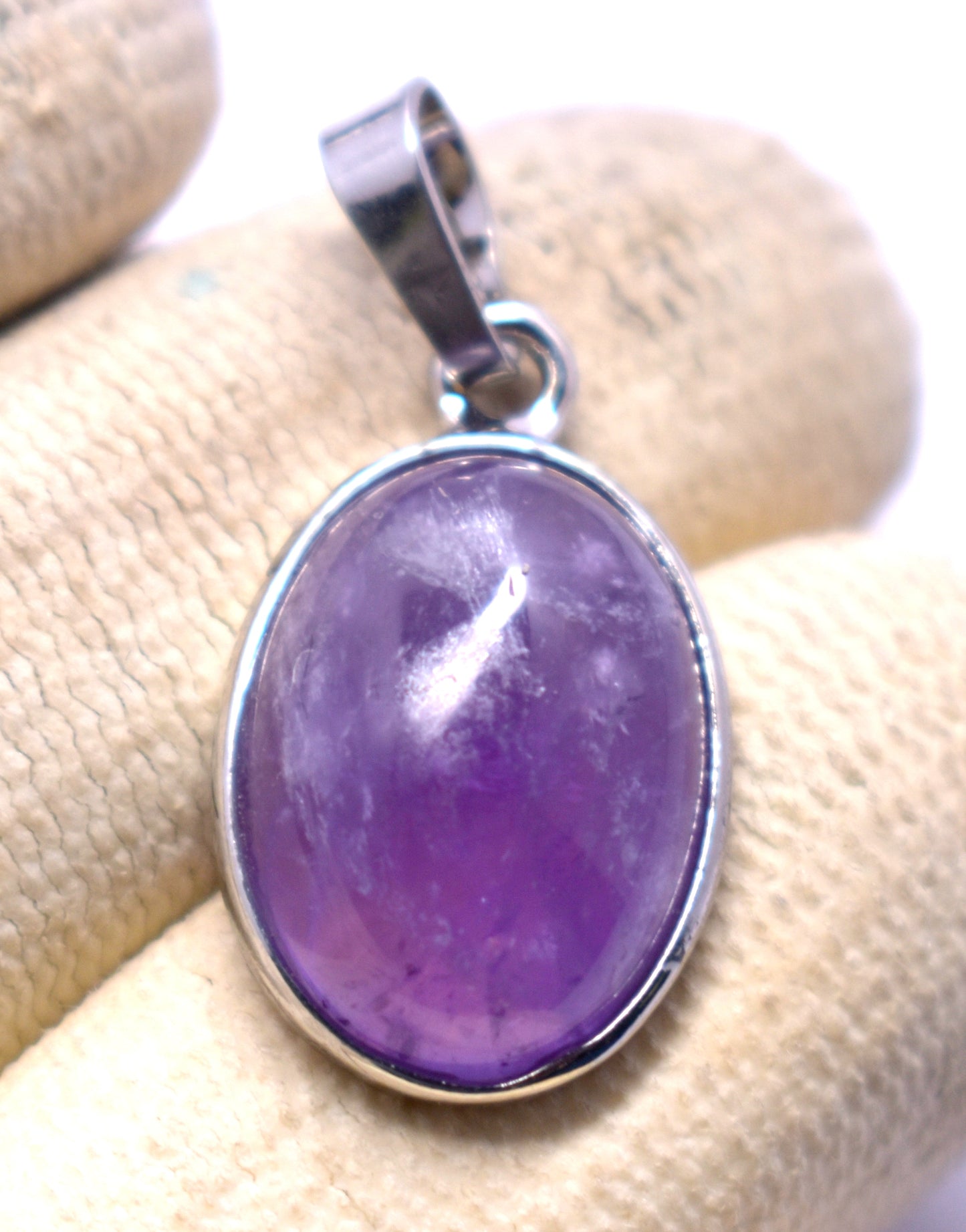 Beautiful Amethyst Locket, {Weight - 3.25 Gram}