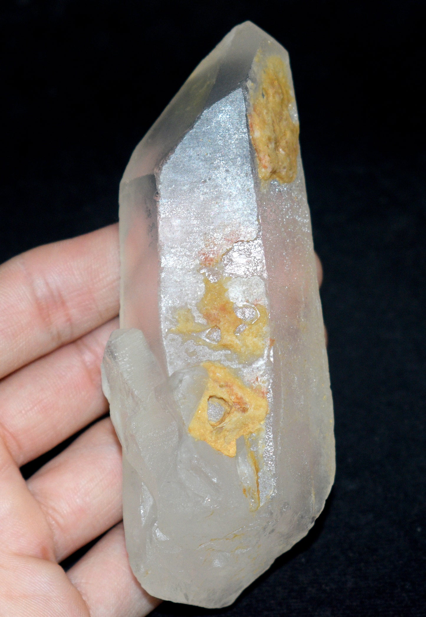 Natural Tantric Twin Crystal – Soul Mate Crystal - Enhances Energy Flow and Spiritual Healing- {Weight- 199.00 Gram}