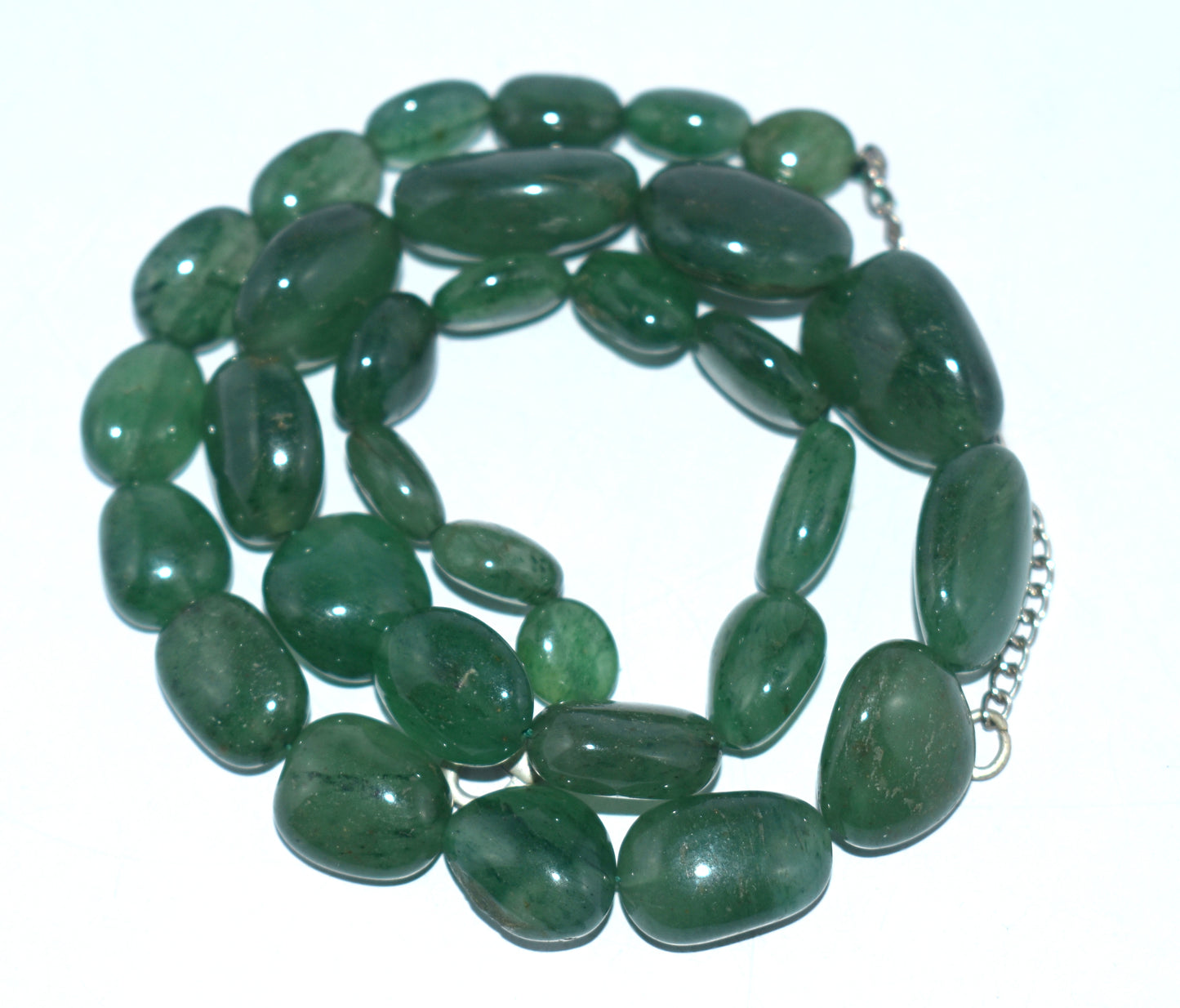 Natural Green Aventurine Tumble Necklace – Handcrafted healing crystal jewelry featuring smooth, polished green aventurine stones known for their calming and positive energy properties. #GreenAventurine #AventurineNecklace #HealingJewelry #CrystalNecklace #NaturalJewelry #PositiveEnergy #CalmingStones #HandcraftedJewelry #TumbleNecklace #EnergyHealing