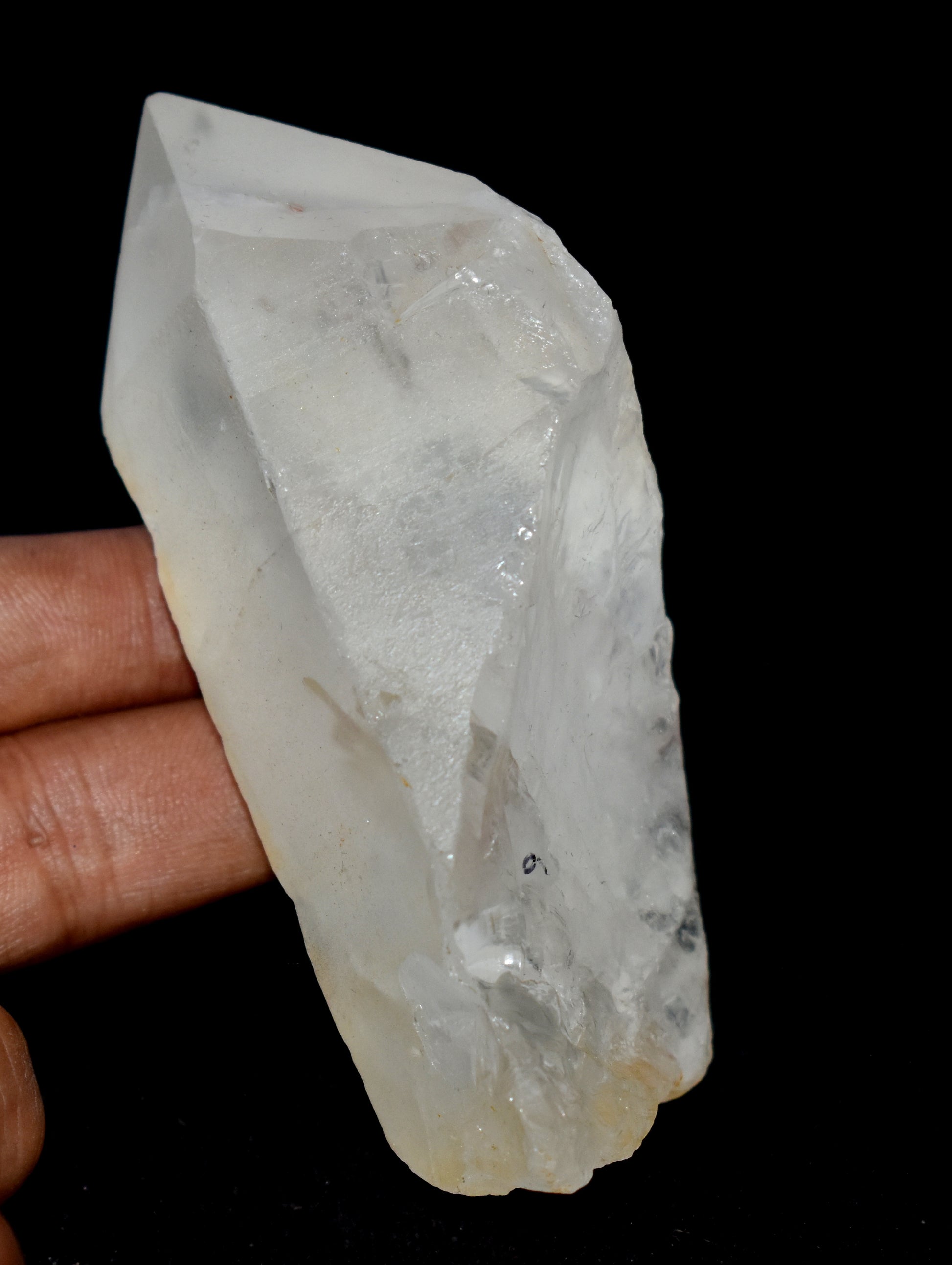  Natural Lemurian Quartz Crystal – Clear, High-Vibration Energy for Healing and Clarity #LemurianQuartz #HighVibration #CrystalHealing #SpiritualAwakening #NaturalQuartz