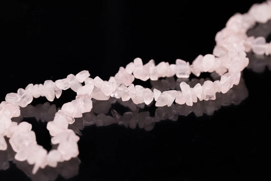 Rose Quartz Uncut Chips Mala – Supports Forgiveness, Inner Peace, and Emotional Healing #RoseQuartz #Forgiveness #InnerPeace #CrystalHealing #NaturalGemstone







