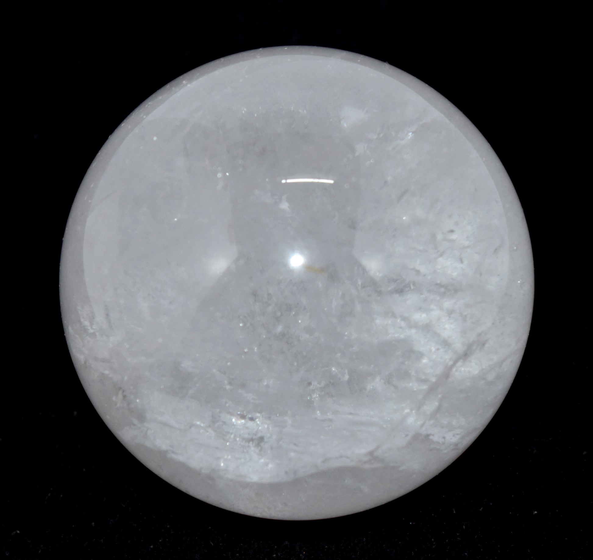 This magnificent Crystal Polished Round Ball, weighing 675 grams #ClearQuartz  #MeditationCrystal #BalanceAndHarmony #SpiritualHealing #ClarityAndFocus #HealingStone #MetaphysicalProperties #PositiveEnergy 