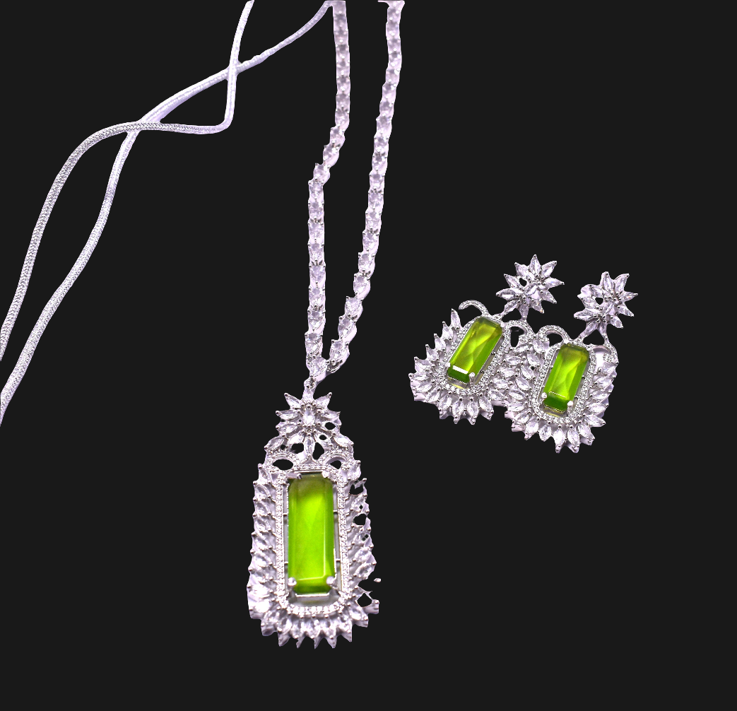 This stylish metal necklace set comes with matching earrings for a chic, polished look.
#MetalNecklace #JewelrySet #NecklaceAndEarrings #FashionJewelry #ChicStyle #ElegantJewelry
