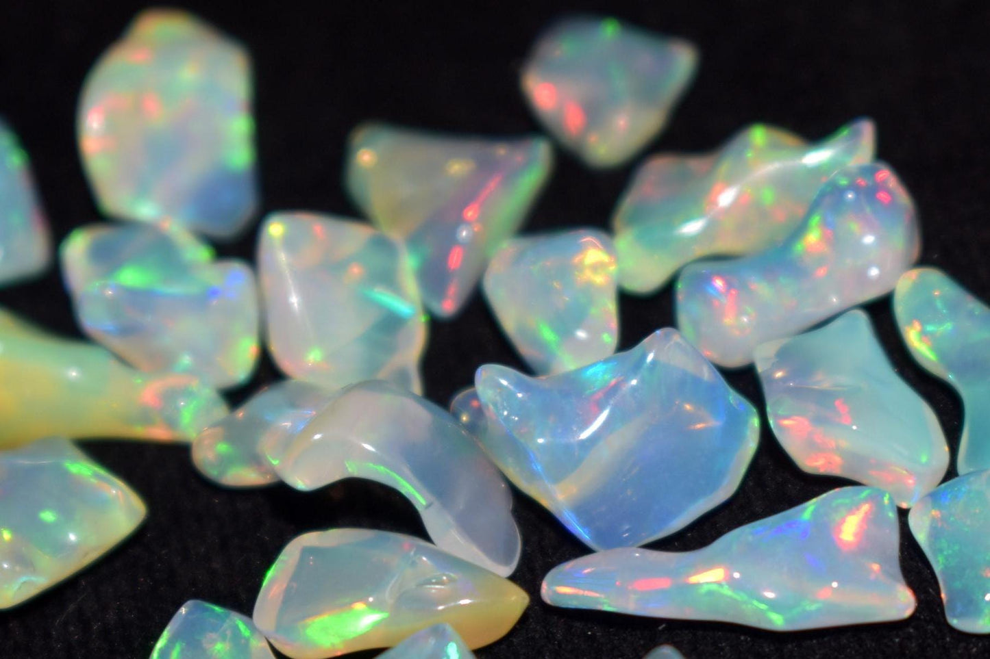 Genuine & 100% Natural Ethiopian Opal, Multi Welo Fire Opal Polish Rough, 5000 Carat, Mix Size And Mix Shape, Pieces-4000