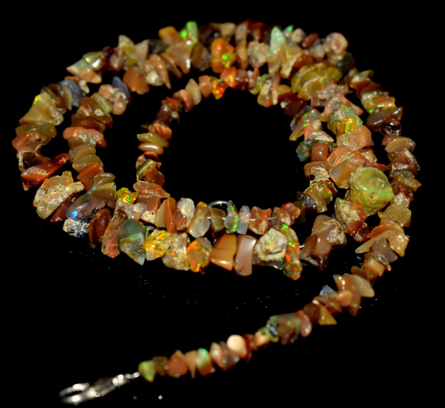 Opal, 100% Natural Ethiopian Opal, Chips Beaded Hook Lock Necklace, 66.40 Ct, Bead Size-12mm To 4mm Long, Necklace Length- 18'' Inches,