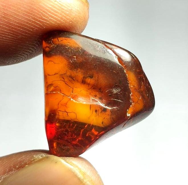 Genuine & 100% Natural Baltic Amber, Welo Polish Rough Amber Gemstone, 10.40 Carat, Size-22x22x8mm, For Home Decor, Amber Healing Gifts,