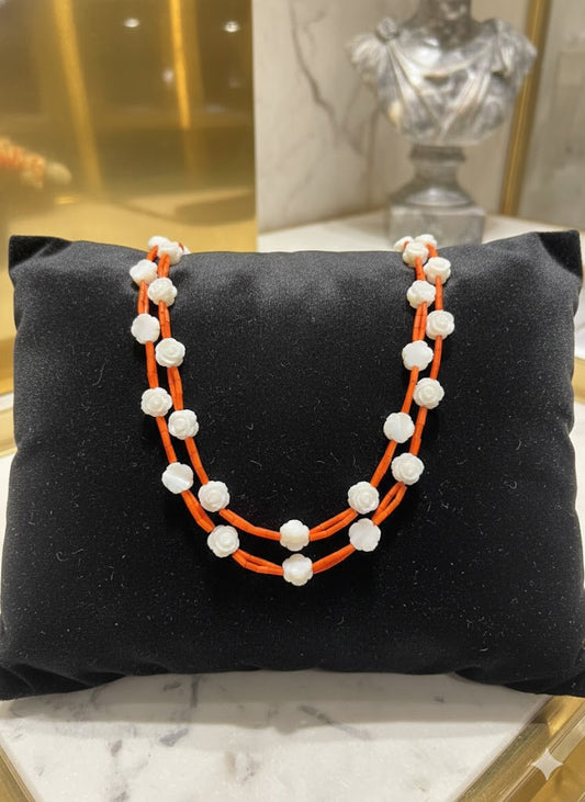 Pearl Shell Carving Necklace – Handcrafted Natural Jewelry Online